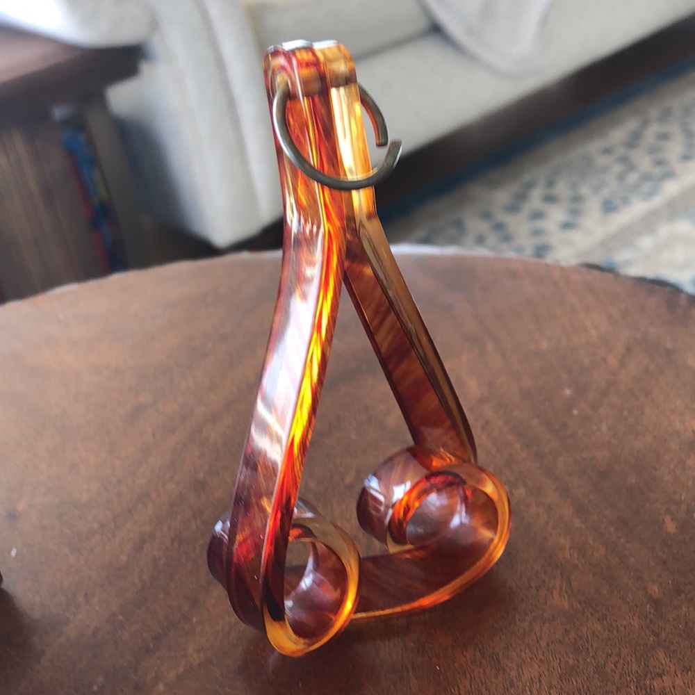 Lucite Handle - Picture 6 of 9